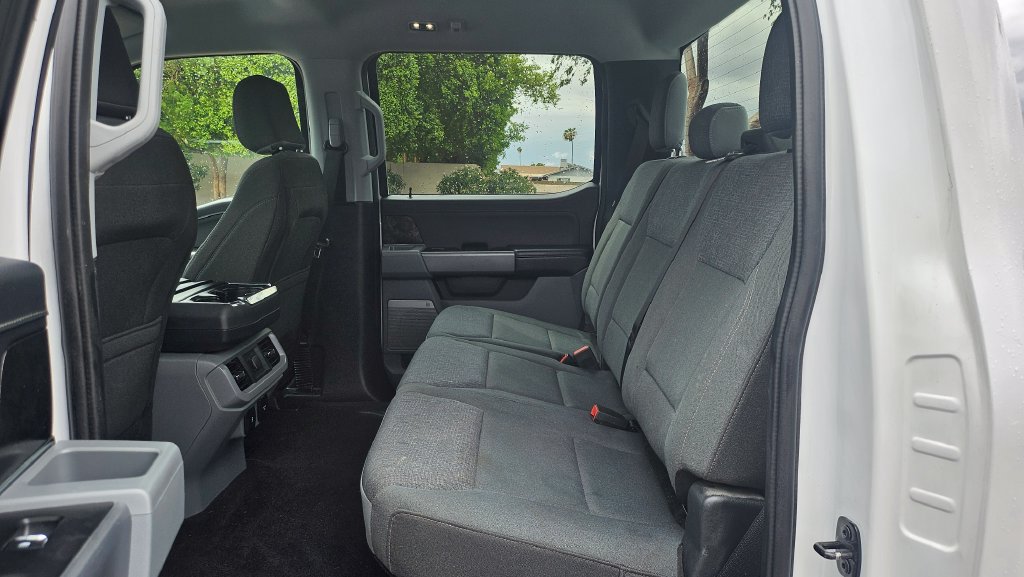 Used 2024 Ford F150 Lightning Flash AWD/4WD image 24