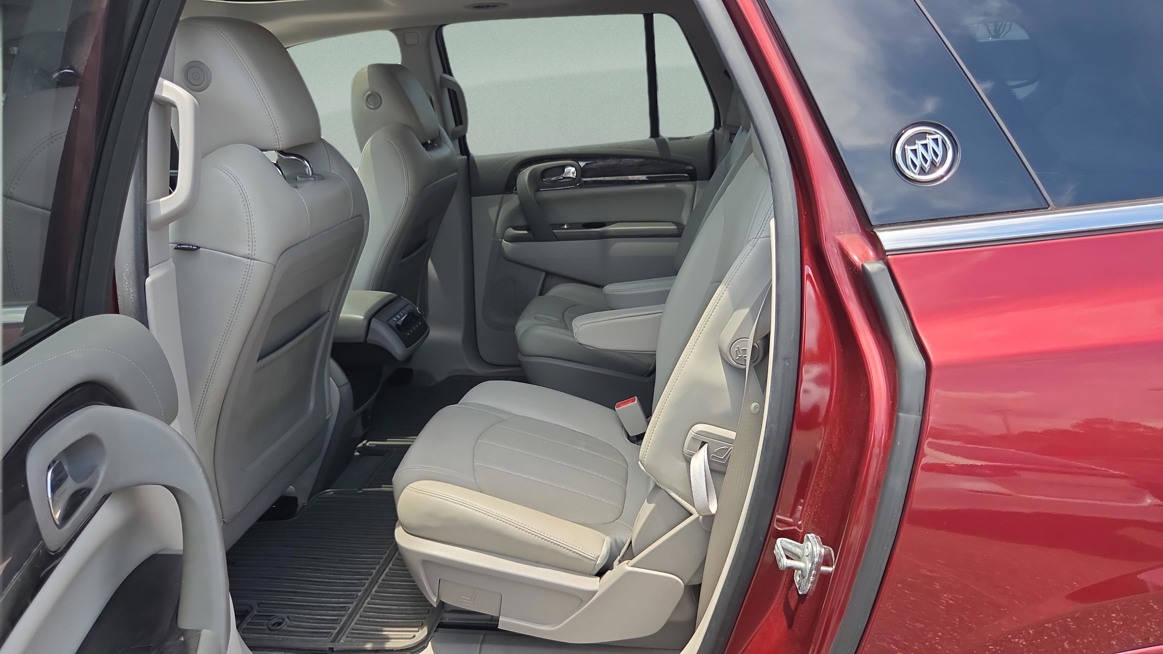 Used 2017 Buick Enclave Premium w/ Experience Buick Package AWD/4WD image 11