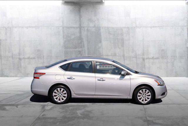 Used 2014 Nissan Sentra SV FWD image 5