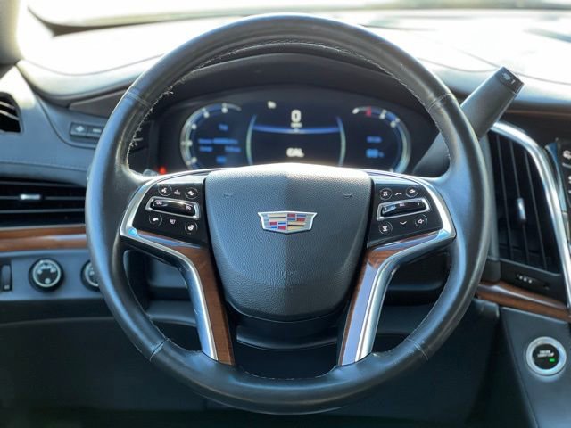 Used 2016 Cadillac Escalade Luxury AWD/4WD image 35