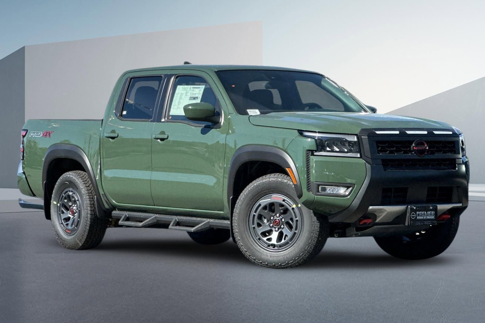 New 2026 Nissan Frontier PRO-4X image 2