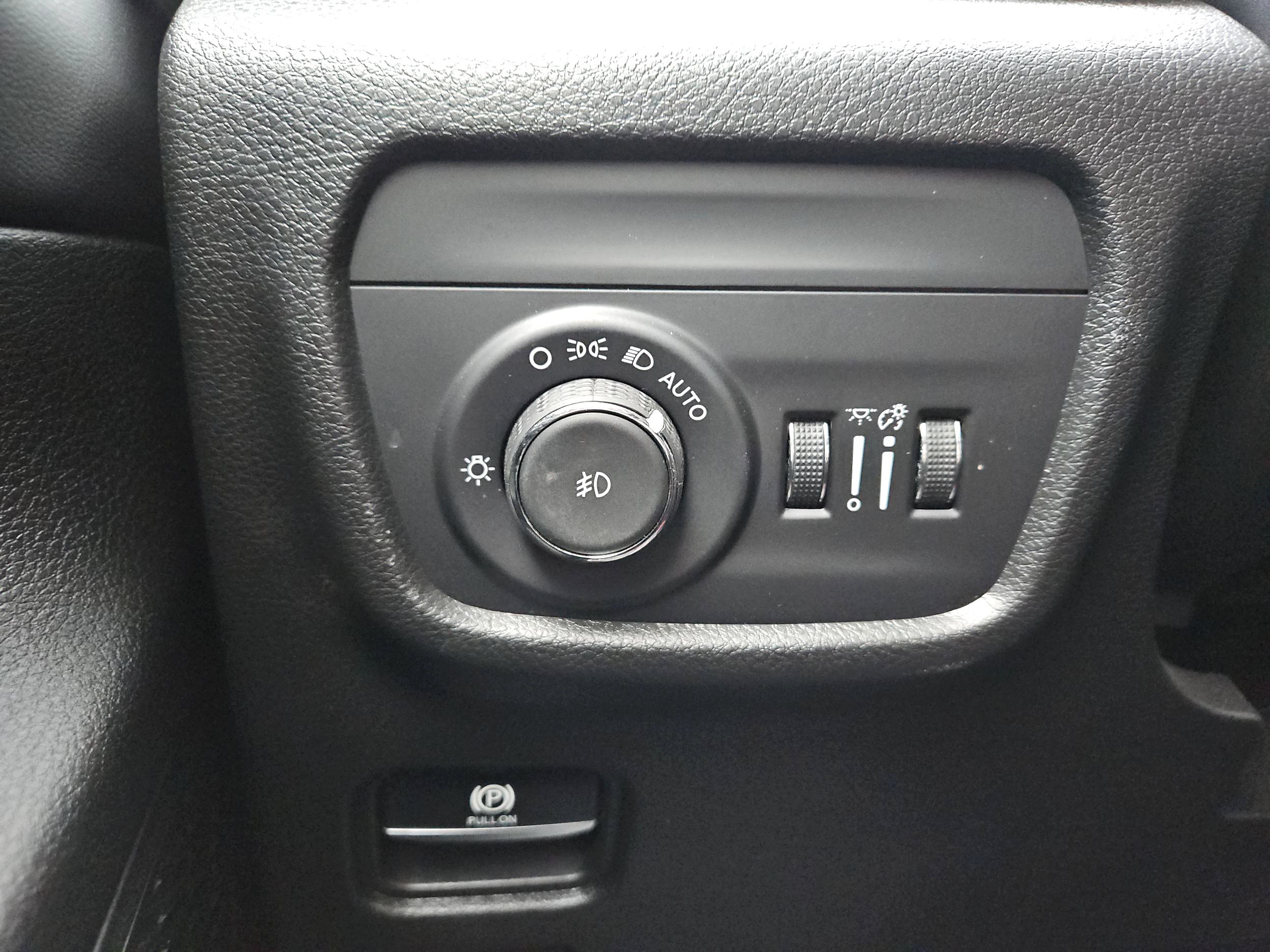 Used 2023 Jeep Grand Cherokee Limited RWD image 22