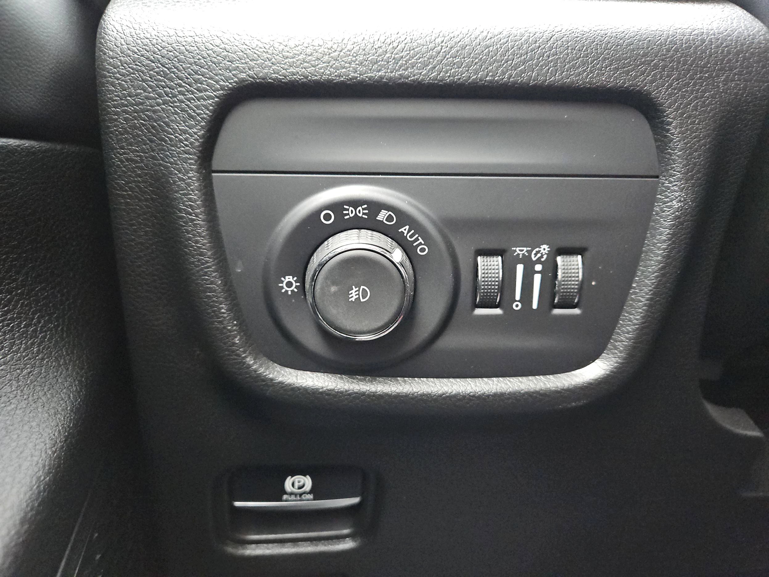 Used 2023 Jeep Grand Cherokee Limited RWD image 22