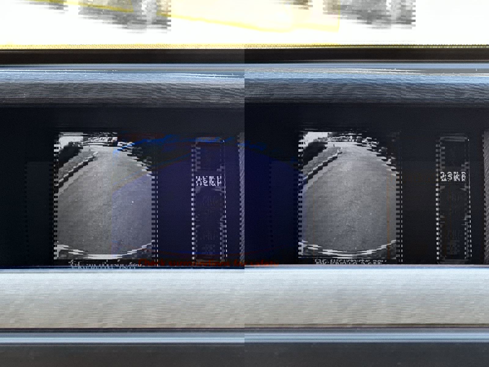 Used 2014 Toyota Sienna XLE image 28