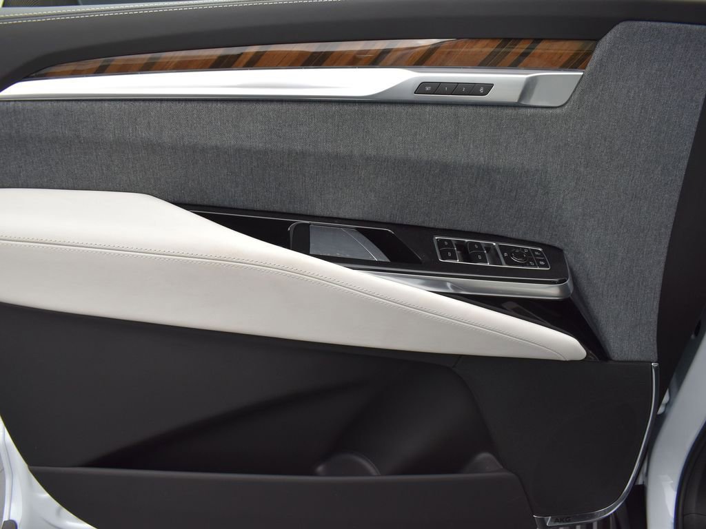 Certified 2026 Cadillac Escalade Platinum Sport w/ LPO, ONYX Package image 13