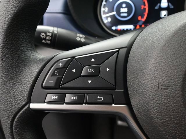 New 2025 Nissan Versa SV w/ Trunk Package image 32