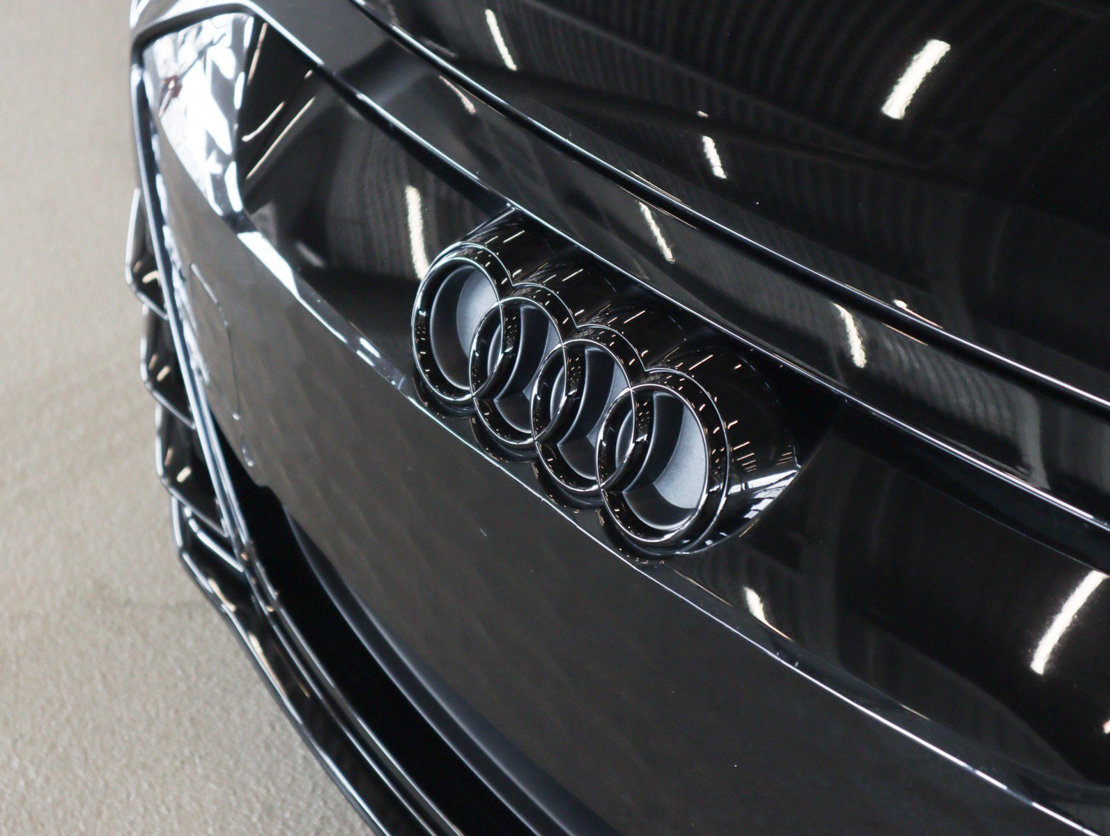 Used 2024 Audi RS e-tron GT w/ Carbon Performance Package image 29