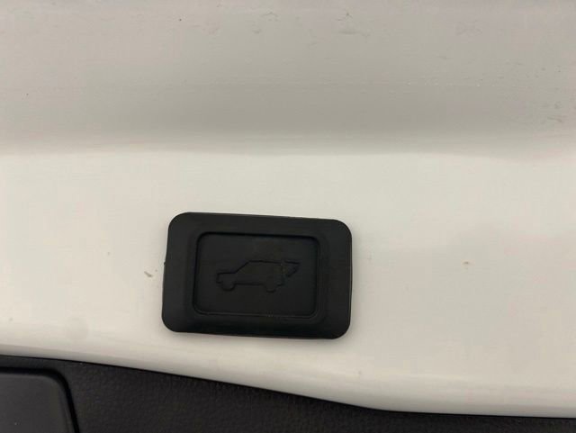 Used 2025 Toyota RAV4 XLE w/ Convenience Package AWD/4WD image 37