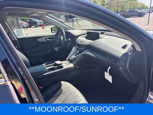 Used 2023 Acura TLX image 9