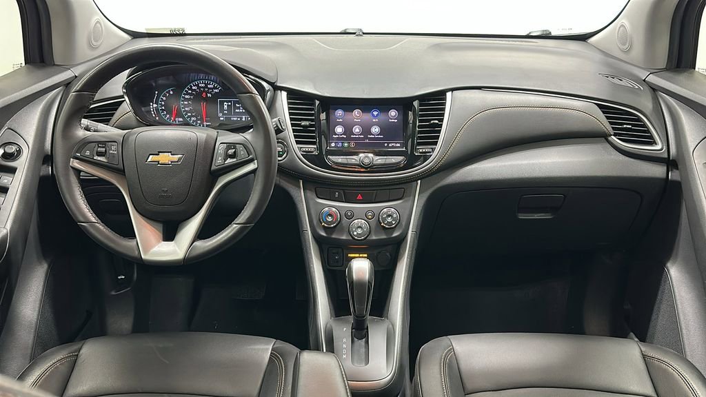 Used 2022 Chevrolet Trax LT w/ Premium Seat Package image 10