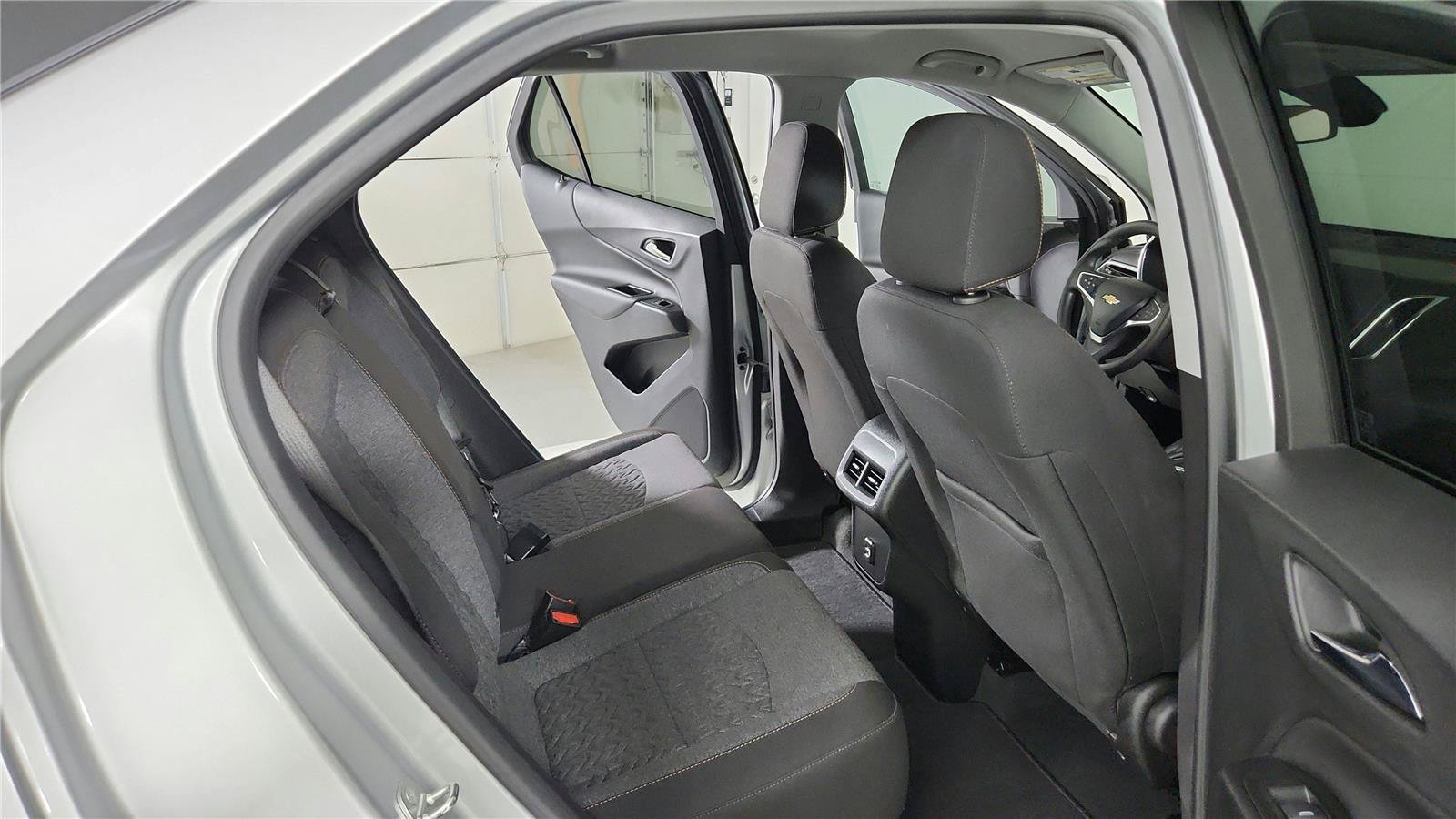 Used 2022 Chevrolet Equinox LT FWD image 18