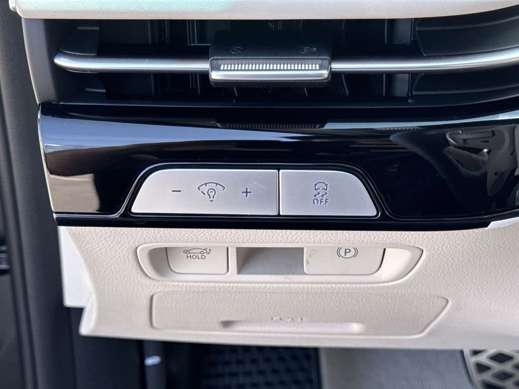 New 2025 Genesis G80 2.5T Sport Prestige image 14