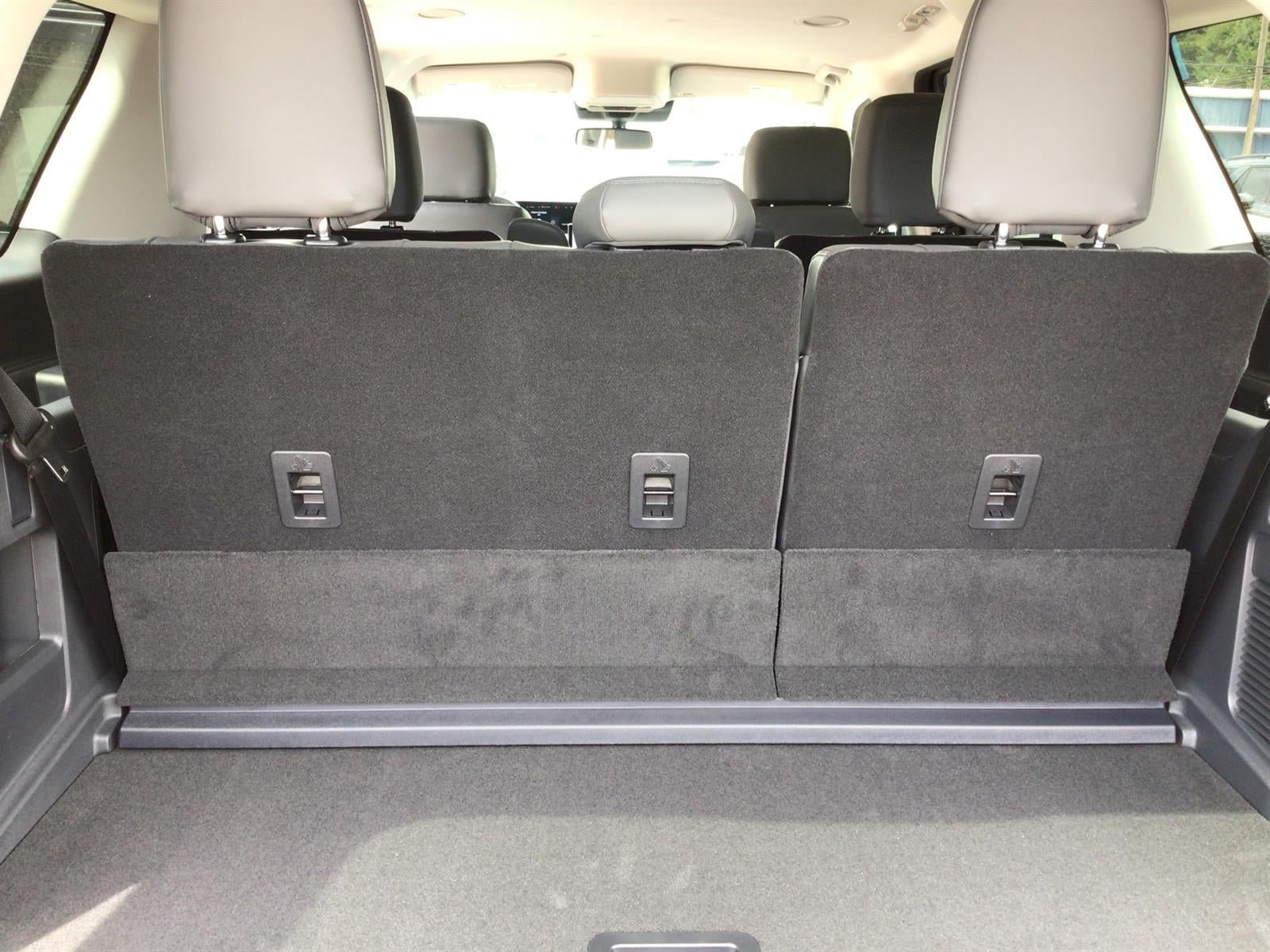 New 2026 Ford Expedition Active RWD image 17