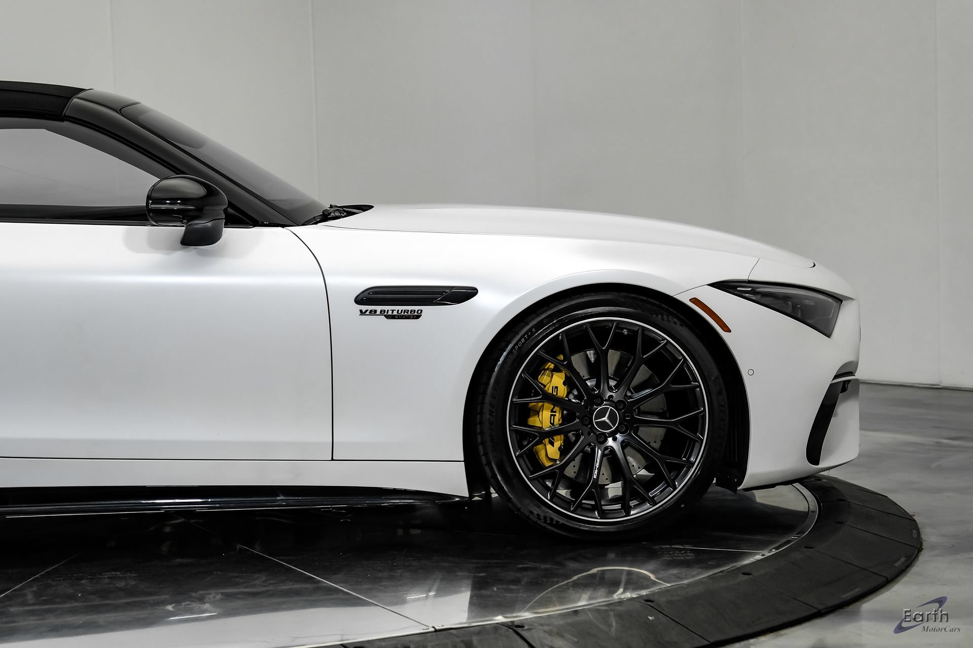 Used 2022 Mercedes-Benz SL 63 AMG 4MATIC image 22