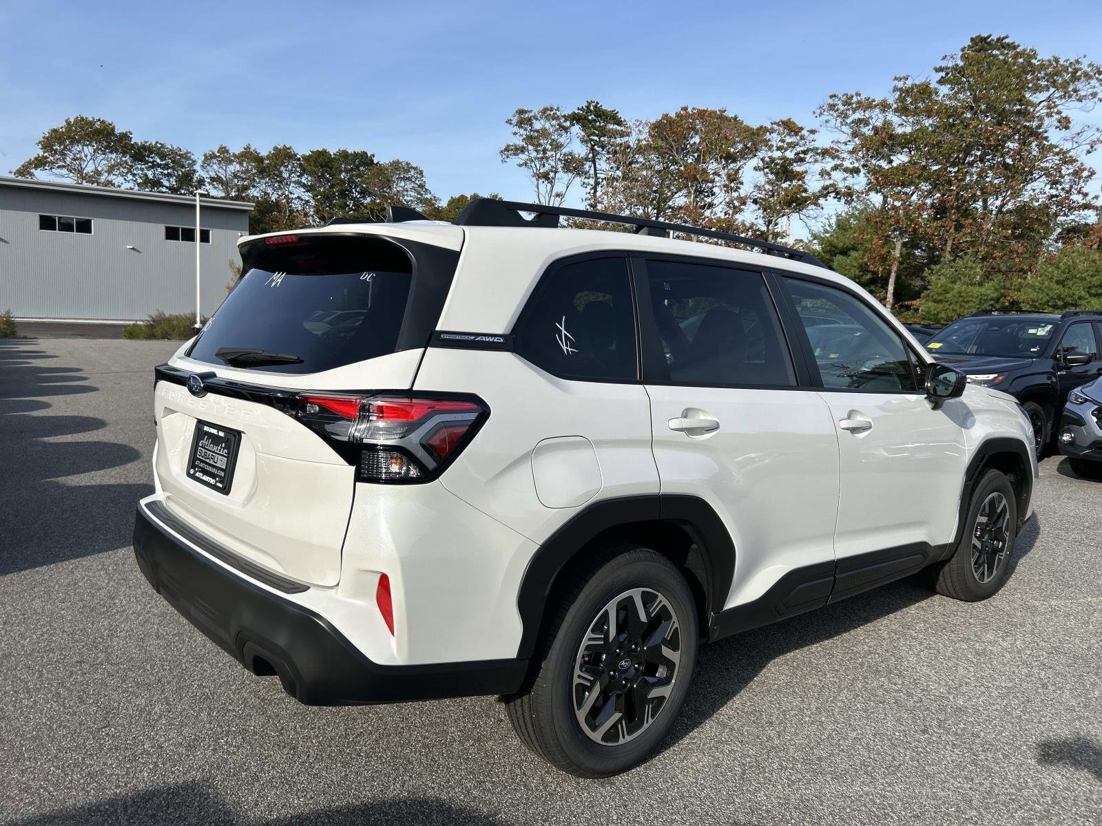 Used 2025 Subaru Forester Premium image 3