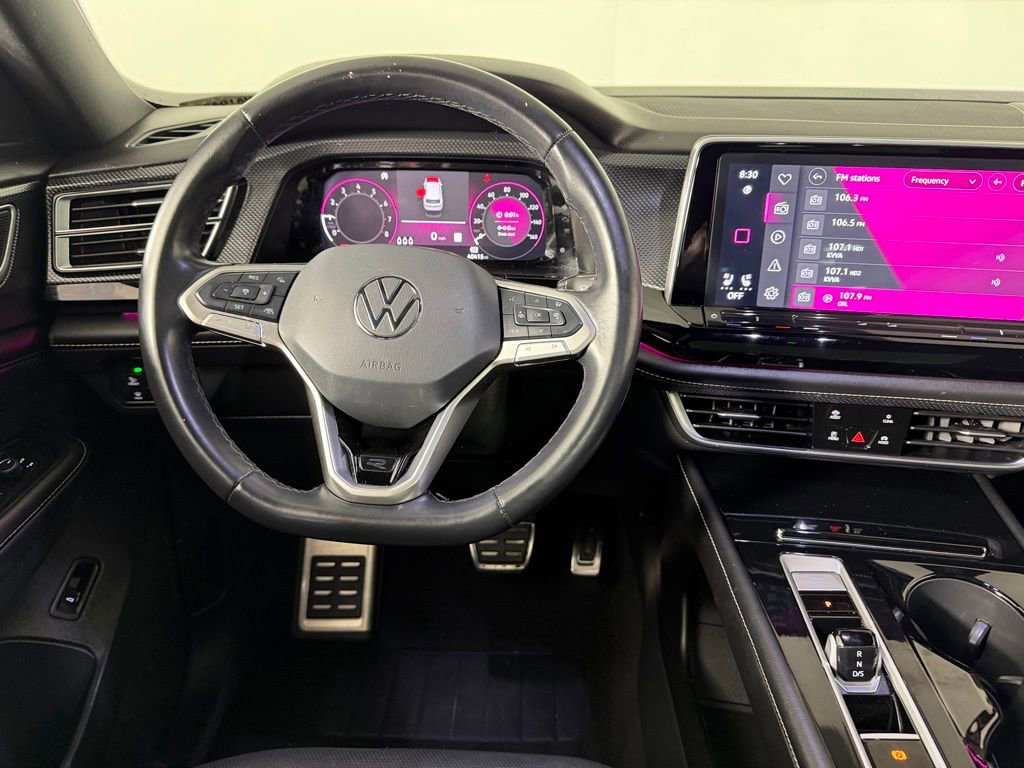 Used 2024 Volkswagen Atlas Cross Sport SEL R-Line image 14