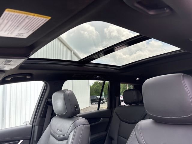 Used 2022 Cadillac XT6 Premium Luxury image 39