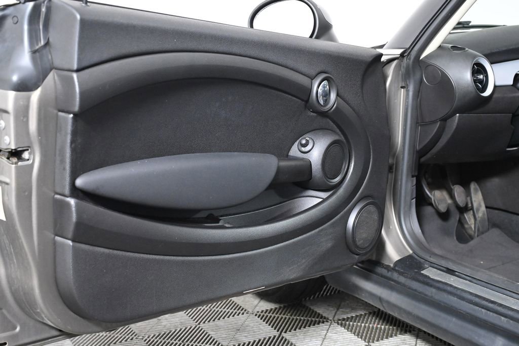 Used 2013 MINI Cooper Hardtop image 24