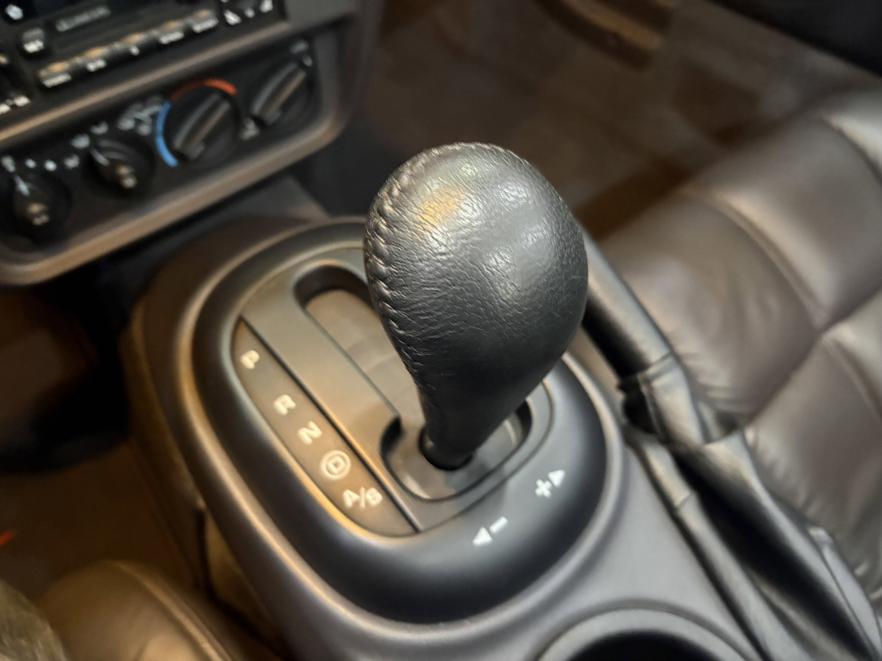 Used 1999 Plymouth Prowler RWD image 17