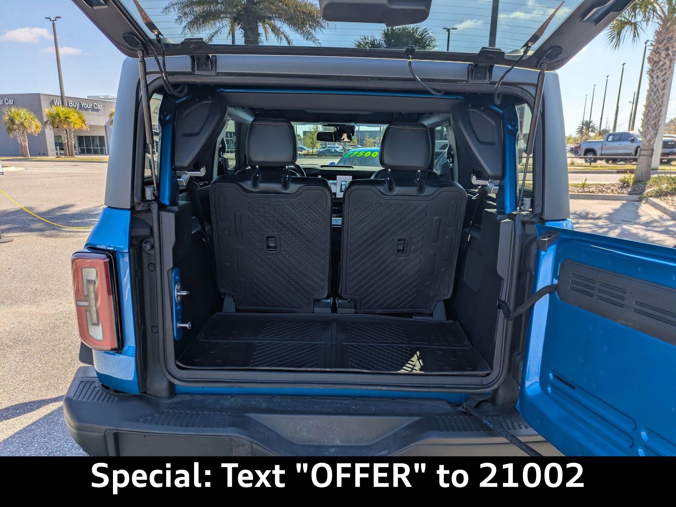 Used 2023 Ford Bronco Badlands image 13