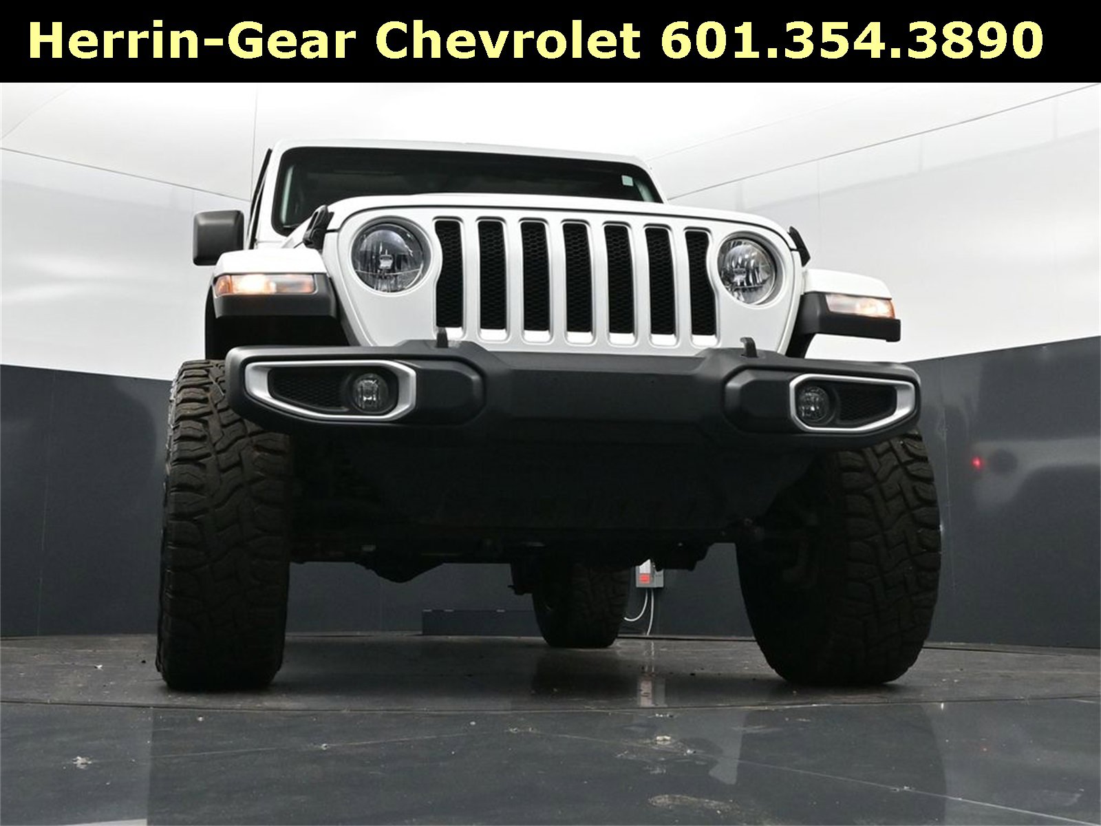 Used 2019 Jeep Wrangler Unlimited Sahara image 46