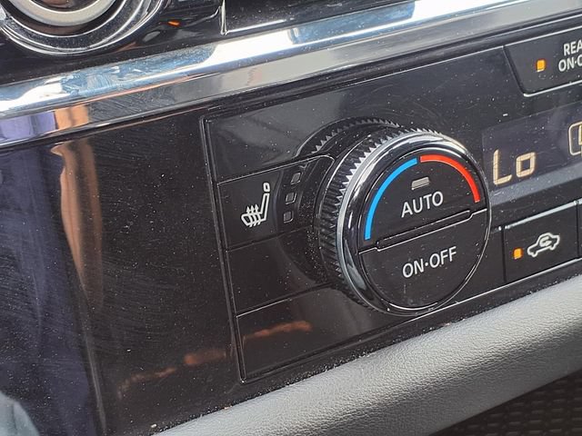 Used 2024 Nissan Pathfinder Rock Creek AWD/4WD image 12