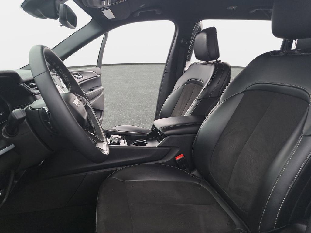 Certified 2024 Jeep Grand Cherokee L Laredo AWD/4WD image 18