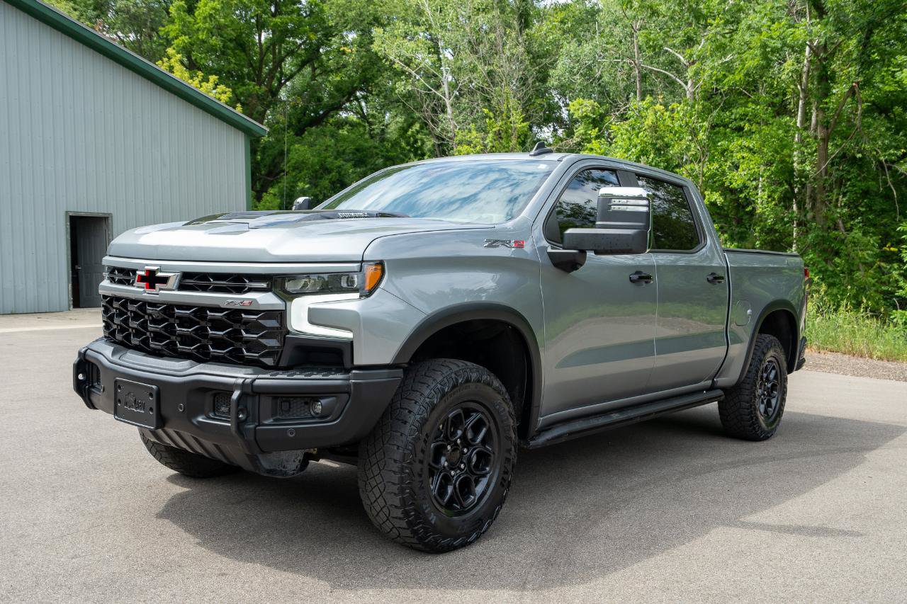 Used 2024 Chevrolet Silverado 1500 ZR2 w/ ZR2 Bison Edition AWD/4WD image 7