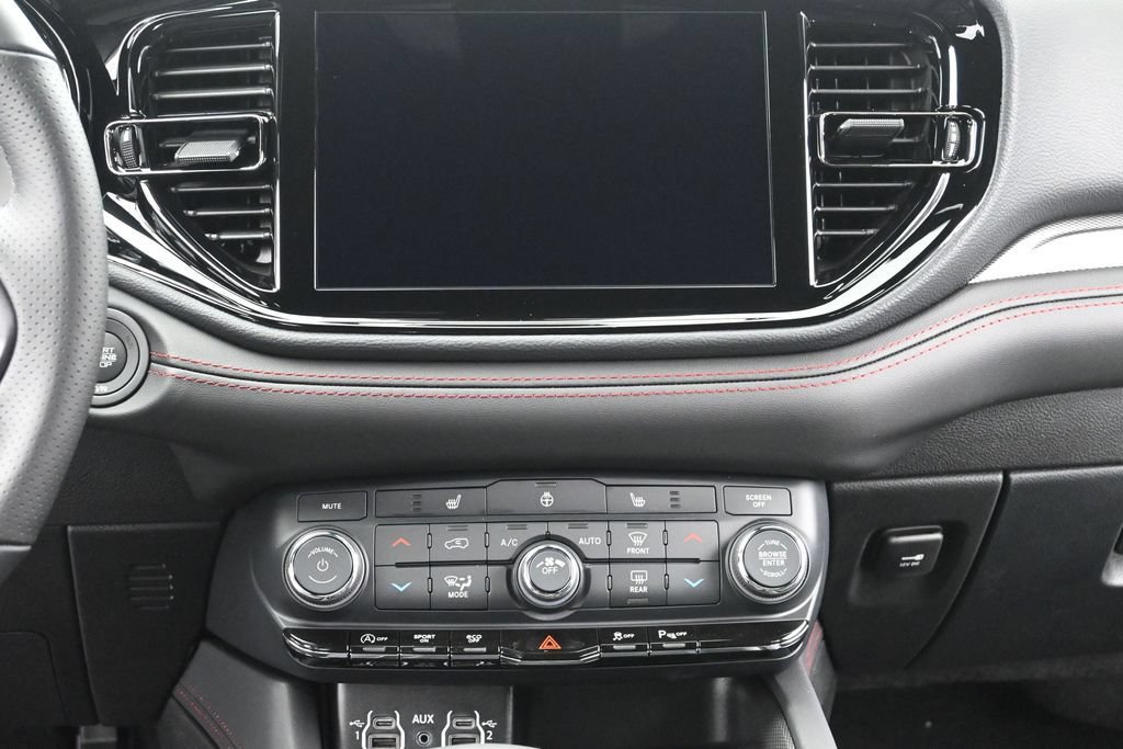 New 2026 Dodge Durango GT w/ Blacktop Package AWD/4WD image 30
