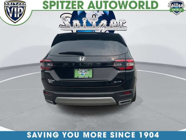 Used 2023 Honda Pilot Elite image 2