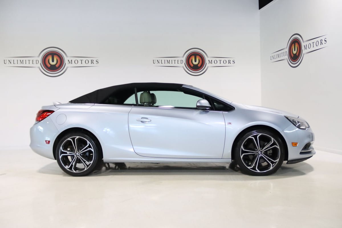 Used 2018 Buick Cascada Premium FWD image 34