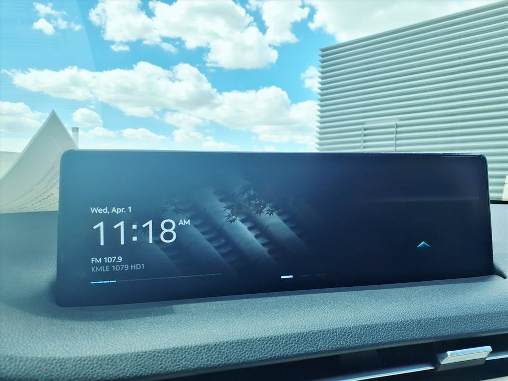 Certified 2022 Genesis GV70 2.5T image 23