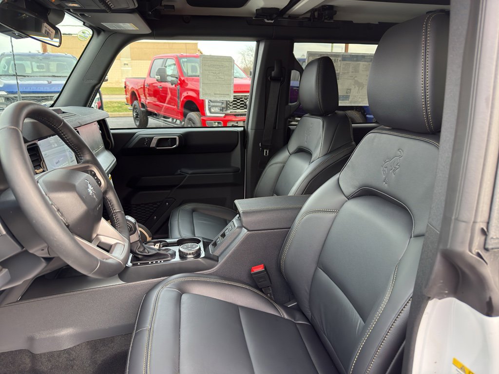 New 2025 Ford Bronco Badlands image 11
