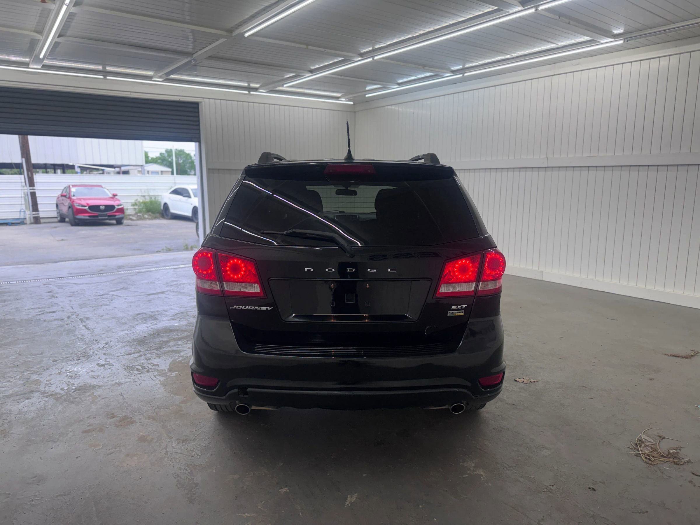 Used 2016 Dodge Journey SXT w/ Comfort/Convenience Group image 6