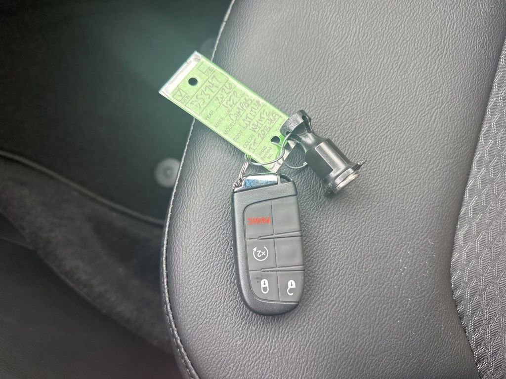 New 2026 Jeep Compass Latitude AWD/4WD image 34