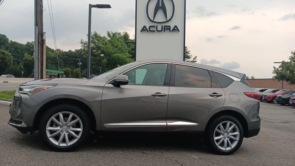 Used 2024 Acura RDX SH-AWD image 2