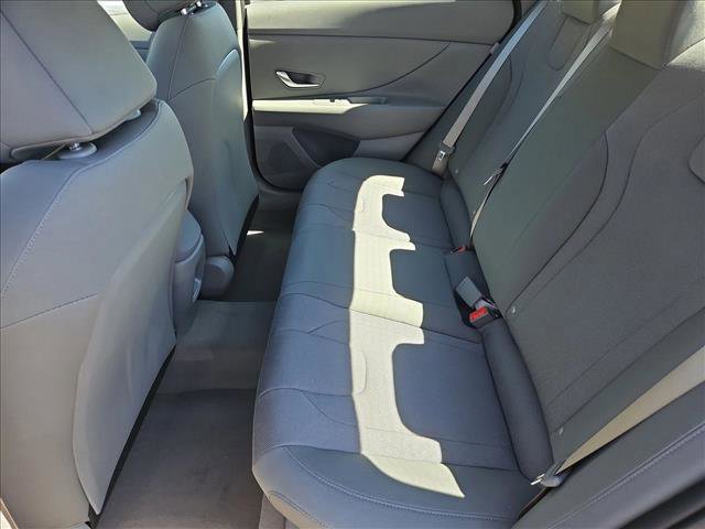 New 2026 Hyundai Elantra SE image 15