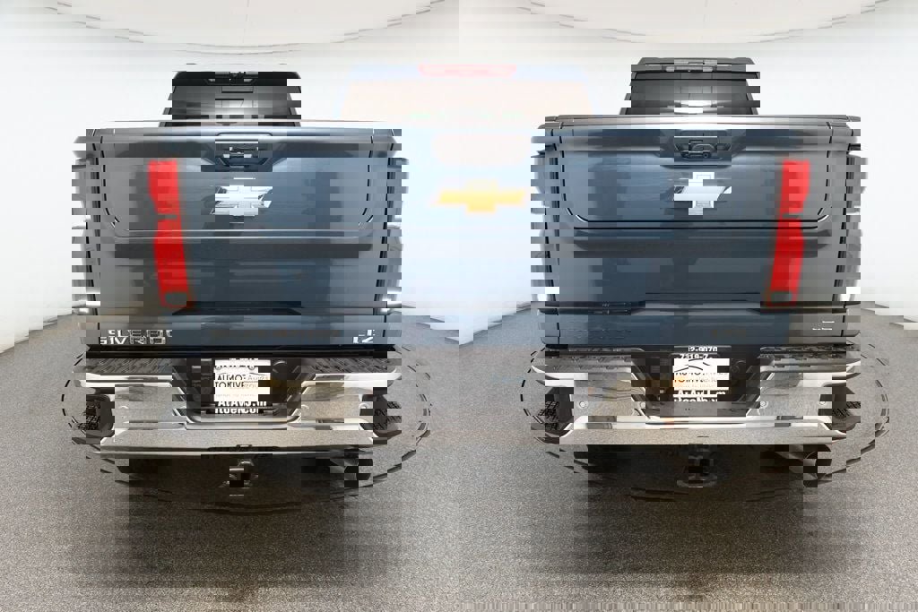 Used 2025 Chevrolet Silverado 3500 LTZ w/ LTZ Premium Package image 5