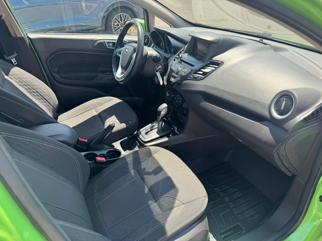 Used 2015 Ford Fiesta SE w/ Equipment Group 201A FWD image 11