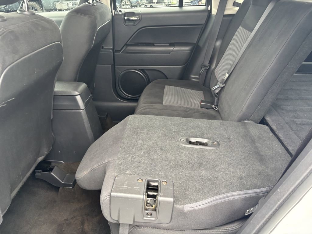 Used 2014 Jeep Compass Sport image 24