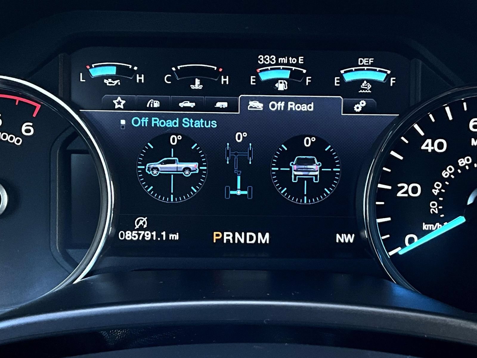 Used 2018 Ford F150 Platinum w/ Equipment Group 701A Luxury AWD/4WD image 19