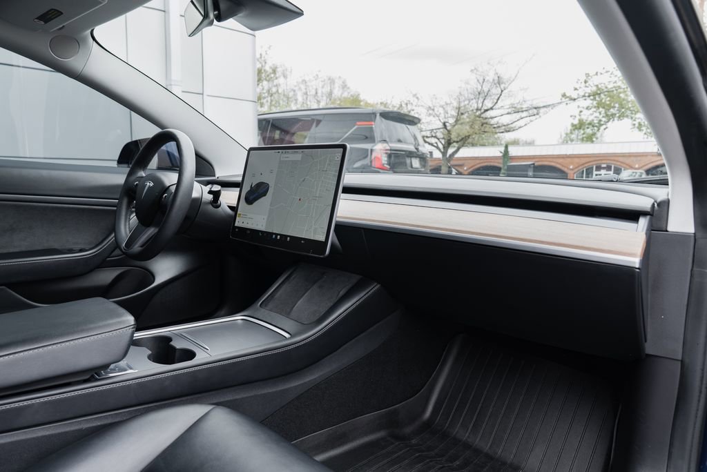 Used 2021 Tesla Model 3 Performance AWD/4WD image 23