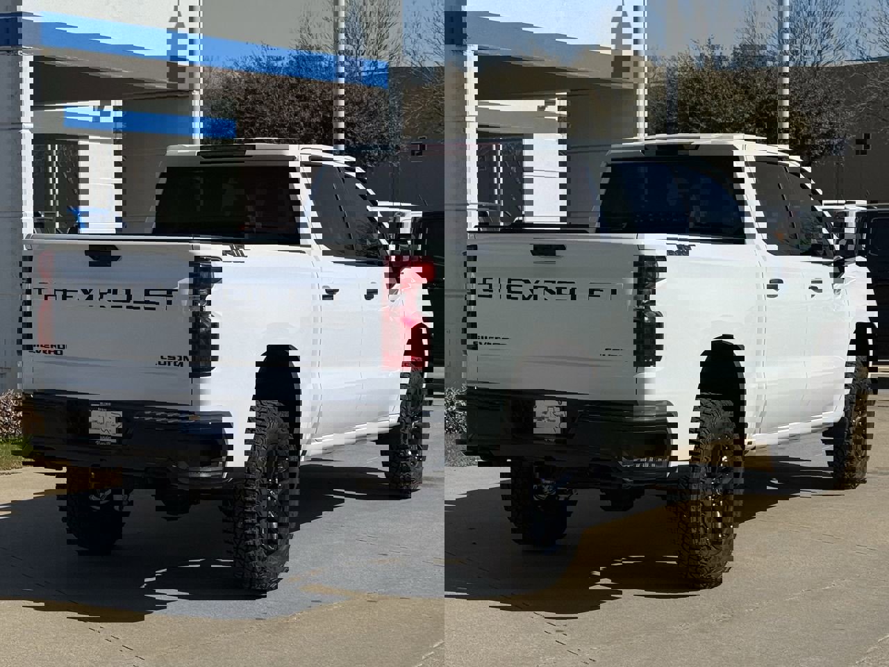 New 2026 Chevrolet Silverado 1500 Custom Trail Boss w/ Dark Appearance Package image 4