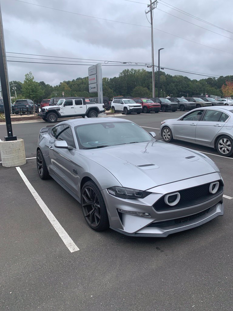 Used 2022 Ford Mustang GT Premium RWD image 17