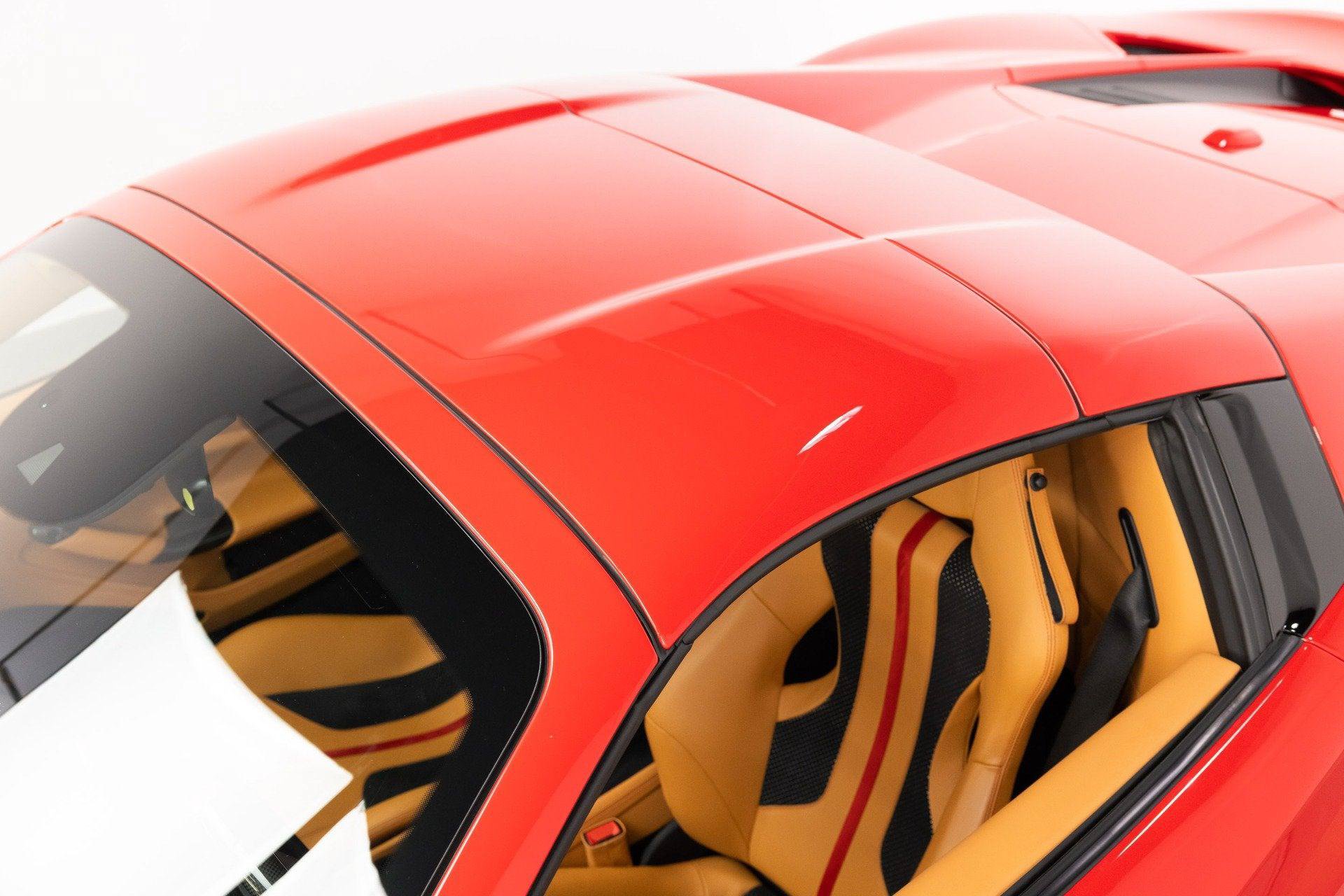Certified 2021 Ferrari F8 Tributo RWD image 36