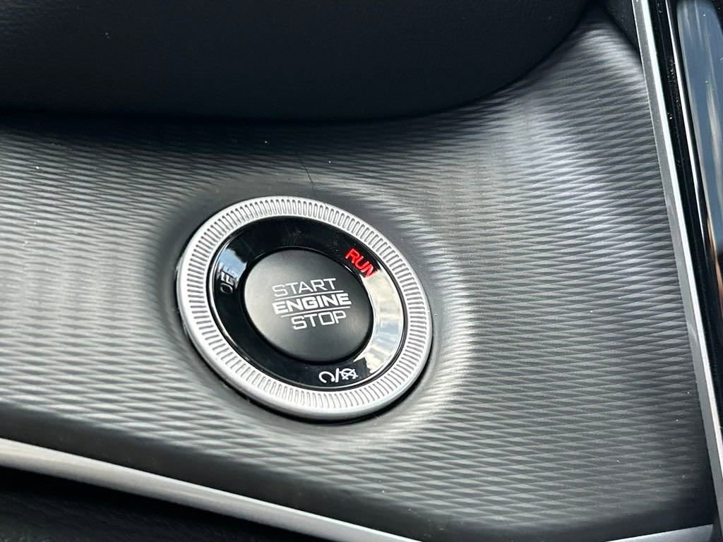 New 2024 Jeep Grand Cherokee Altitude RWD image 35