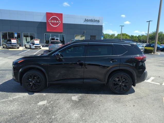 Certified 2023 Nissan Rogue SV w/ SV Premium B Package image 11