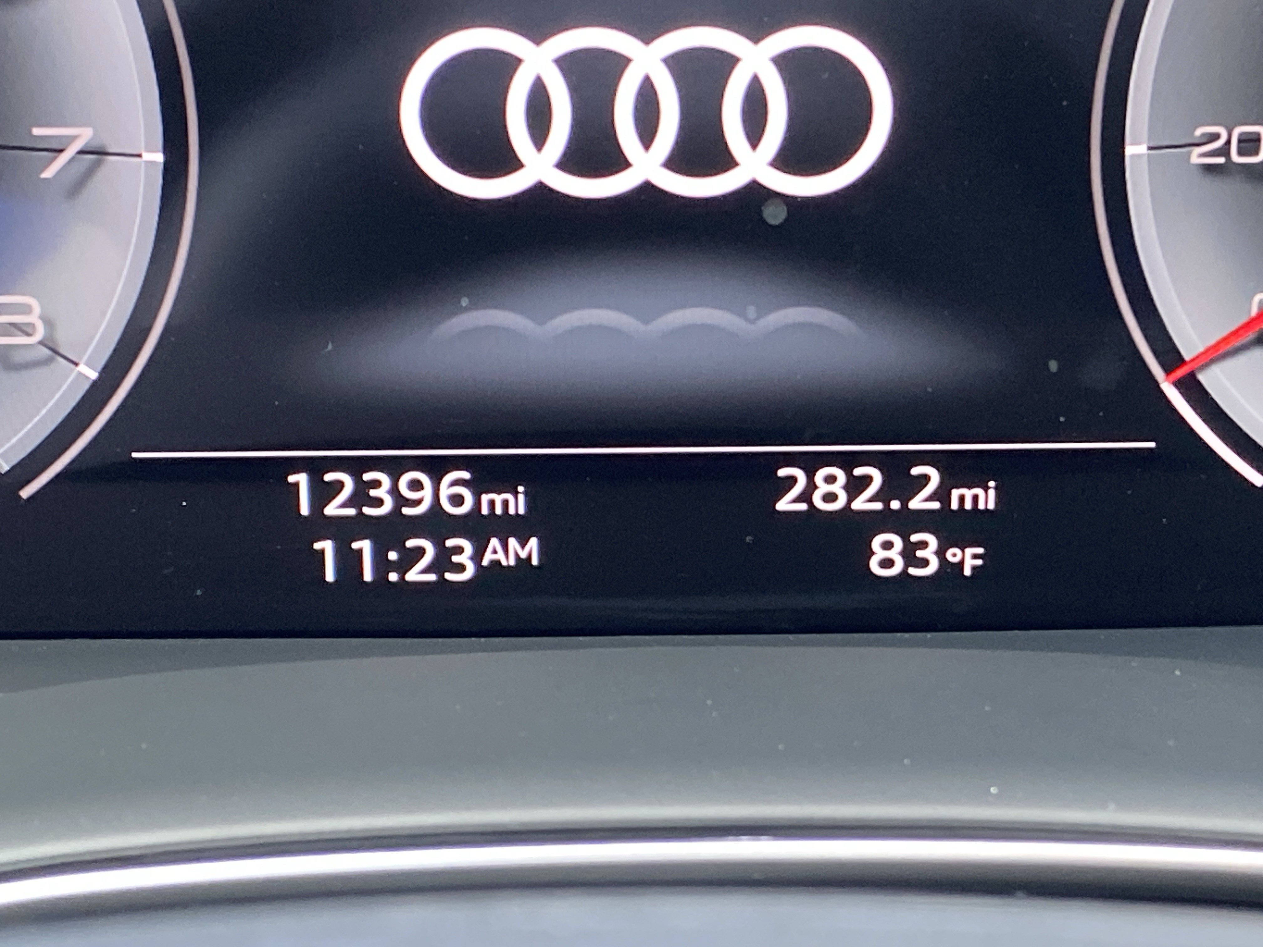 Used 2024 Audi Q8 Prestige AWD/4WD image 22