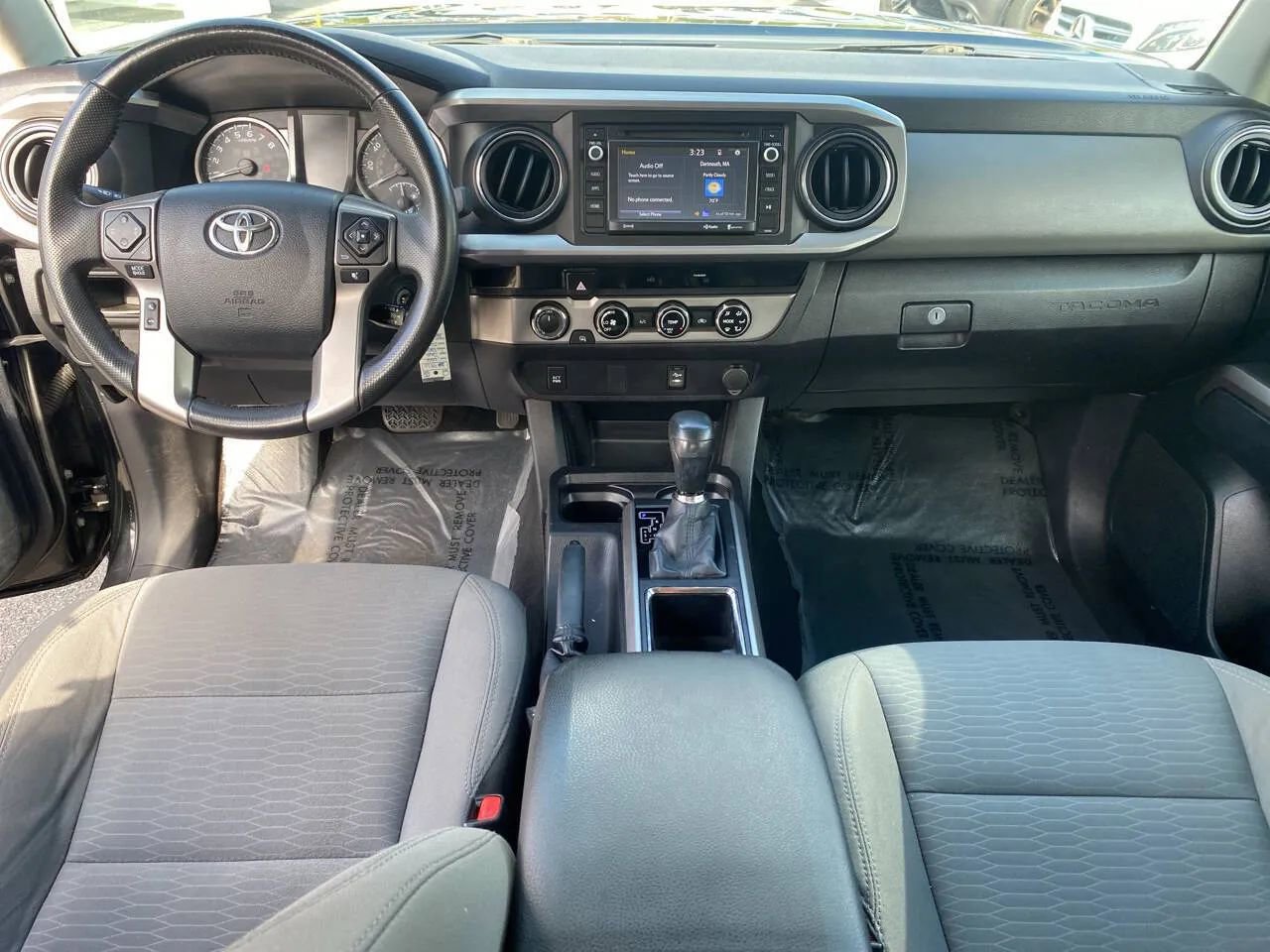 Used 2016 Toyota Tacoma SR5 w/ SR5 Appearance Package (SN) image 14