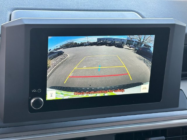 Certified 2025 Toyota 4Runner SR5 AWD/4WD image 16